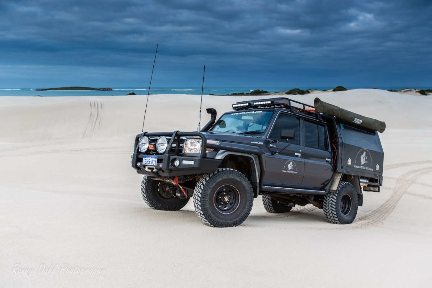 79 series Landcruiser V8 Turbo Diesel Dual cab Ute Review.