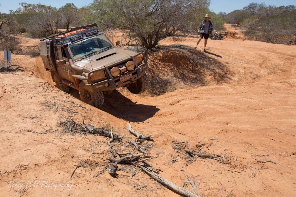 4 Wheel Drive off road places 500 750 km from Perth 